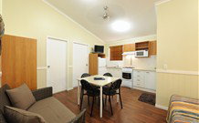 Andrea's Houses - Frangipani House - Sunshine Coast Tourism 2