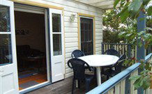 Araluen Cottages - Holiday Sunshine Coast 3