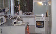 Cockatoo Cottage Pooncarie - Sunshine Coast Tourism 2