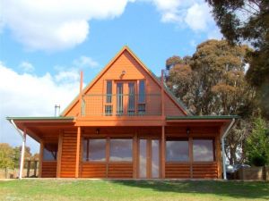 Melaleuca Mountain Chalets - Sunshine Coast Tourism 4