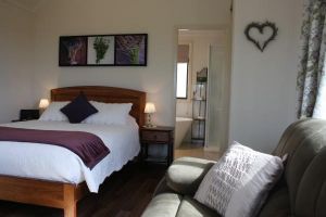 Grace Cottages - Sunshine Coast Tourism 3