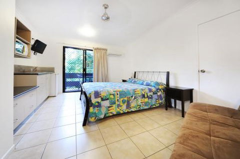 Airlie Beach Motor Lodge - Holiday Sunshine Coast 30