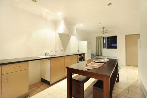 Airlie Beach Motor Lodge - Holiday Sunshine Coast 41