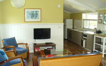 Pebble Bay Cottage - Holiday Sunshine Coast 5