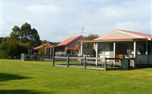 Pebble Bay Cottage - Holiday Sunshine Coast 3