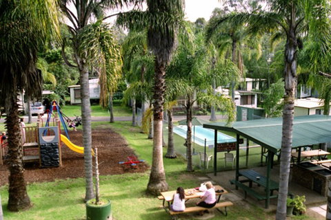 Batemans Bay YHA - Holiday Sunshine Coast 3