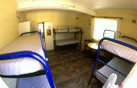 Batemans Bay YHA - Holiday Sunshine Coast 11