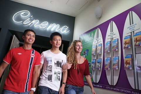 Sydney Central YHA - Sunshine Coast Tourism 2