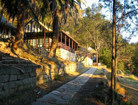 Sydney - Pittwater YHA - Sunshine Coast Tourism 1