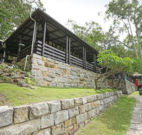 Sydney - Pittwater YHA - Holiday Sunshine Coast