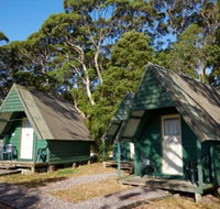 Strahan YHA - Sunshine Coast Tourism