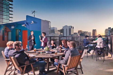 Melbourne Central YHA - Holiday Sunshine Coast 0