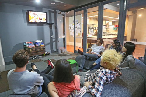 Melbourne Central YHA - Holiday Sunshine Coast 6