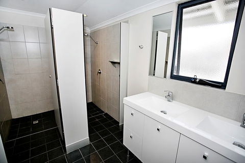 Albany YHA - Holiday Sunshine Coast 9