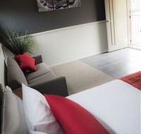The Rocks Motel - Sunshine Coast Tourism