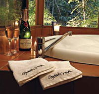 Crystal Creek Rainforest Retreat - Sunshine Coast Tourism