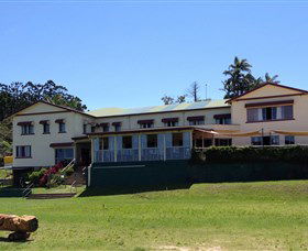 Eungella Chalet - Sunshine Coast Tourism 0