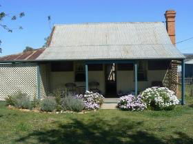 Rachels Cottage - Holiday Sunshine Coast 0