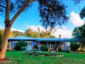 M.J Yurts Ballandean - Holiday Sunshine Coast 0