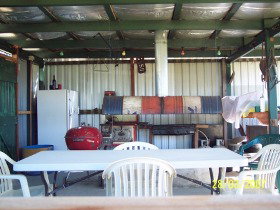 Killarney Sundown Motel And Tourist Park - Holiday Sunshine Coast 1