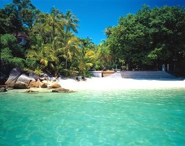 Bedarra - Sunshine Coast Tourism 0