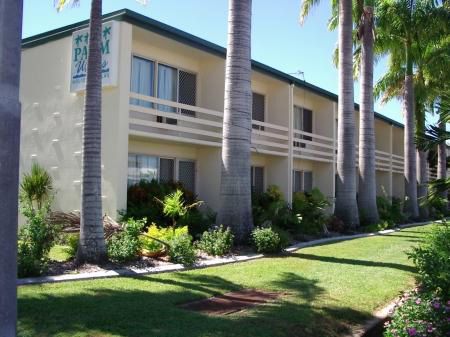 Palm Waters Villa - Holiday Sunshine Coast 0