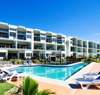 Beachside Magnetic Harbour Apartments - Sunshine Coast Tourism