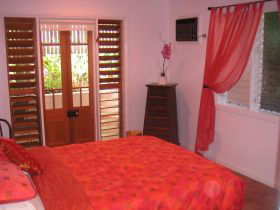 Galvins Edge Hill Bed And Breakfast - Holiday Sunshine Coast 1