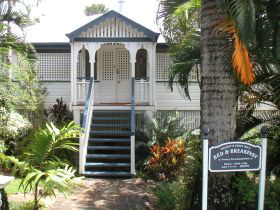 Galvins Edge Hill Bed And Breakfast - Holiday Sunshine Coast 0