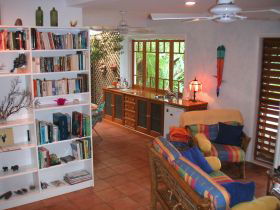 Galvins Edge Hill Bed And Breakfast - Holiday Sunshine Coast 3