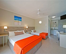 Club Croc Hotel Airlie Beach - Holiday Sunshine Coast 1