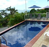 Sunlit Waters Studio Apartments - Holiday Sunshine Coast