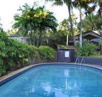 Airlie Beach Motor Lodge - Holiday Sunshine Coast