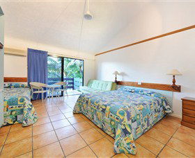Airlie Beach Motor Lodge - Holiday Sunshine Coast 2
