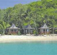 Palm Bay Resort - Sunshine Coast Tourism