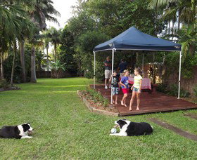 Red Ginger Bungalow - Sunshine Coast Tourism 0