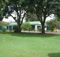 Bungadoo Country Cottage - Holiday Sunshine Coast