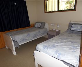 Bungadoo Country Cottage - Holiday Sunshine Coast 2