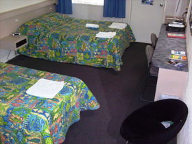Bundaberg Coral Villa Motel A Golden Chain Motor Inn - Holiday Sunshine Coast 2