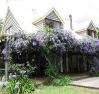 French Cottage and Loft - Holiday Sunshine Coast