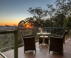 Avocado Sunset Bed And Breakfast - Holiday Sunshine Coast 0