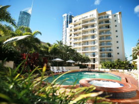 Palazzo Colonnades - Holiday Sunshine Coast 0