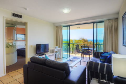 Grand Palais Beachside Resort - Holiday Sunshine Coast 5