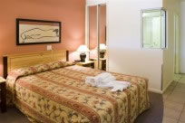 Grand Palais Beachside Resort - Holiday Sunshine Coast 10