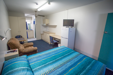 Fourth Avenue Motor Inn - Holiday Sunshine Coast 19