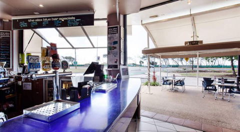 Alex Hotel - Holiday Sunshine Coast 14