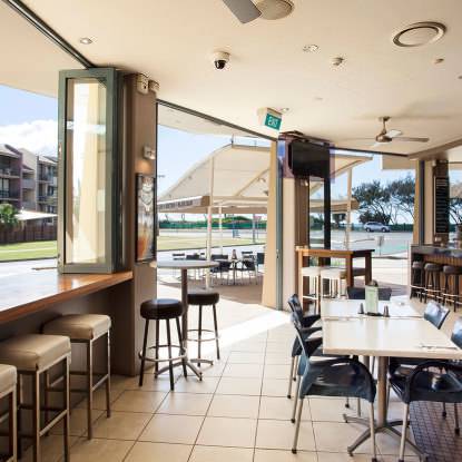 Alex Hotel - Holiday Sunshine Coast 15