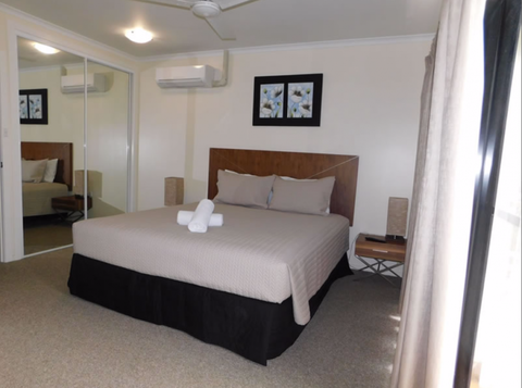 Hinchinbrook Resort - Sunshine Coast Tourism 10