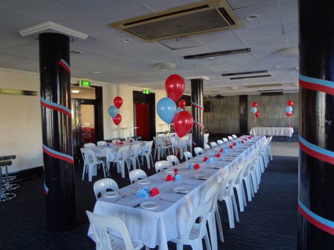 Amaroo Hotel - Holiday Sunshine Coast 2