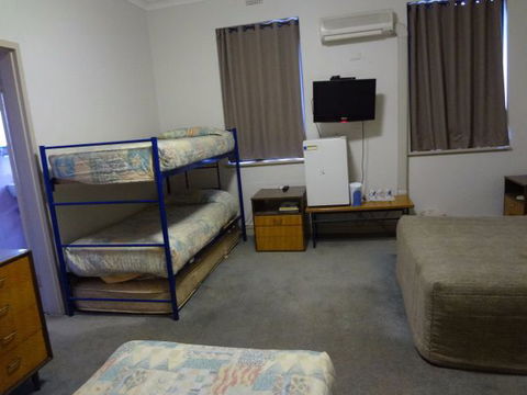 Amaroo Hotel - Holiday Sunshine Coast 3